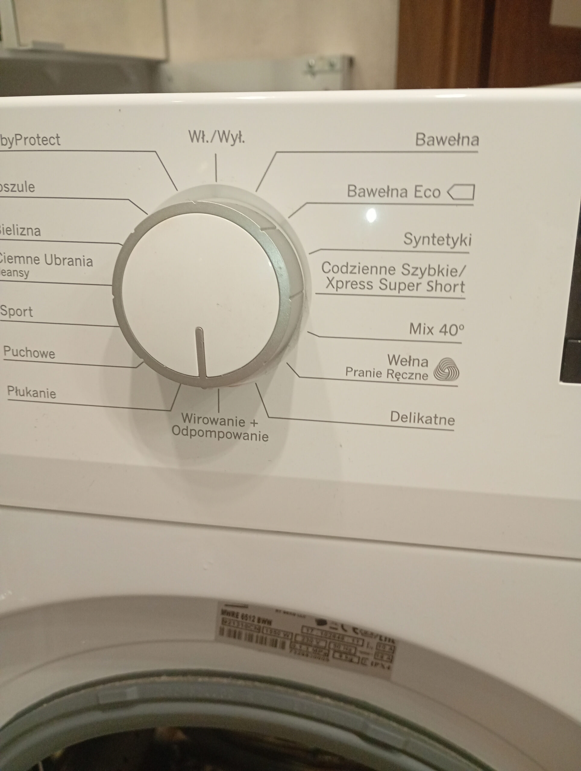 Jak skutecznie zmniejszyć awaryjność naszej pralki?
